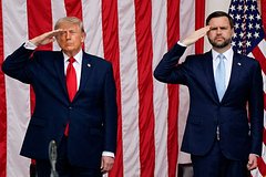 Нейросети начали рассказывать о смерти Трампа от бешенства после укуса вице-президента США